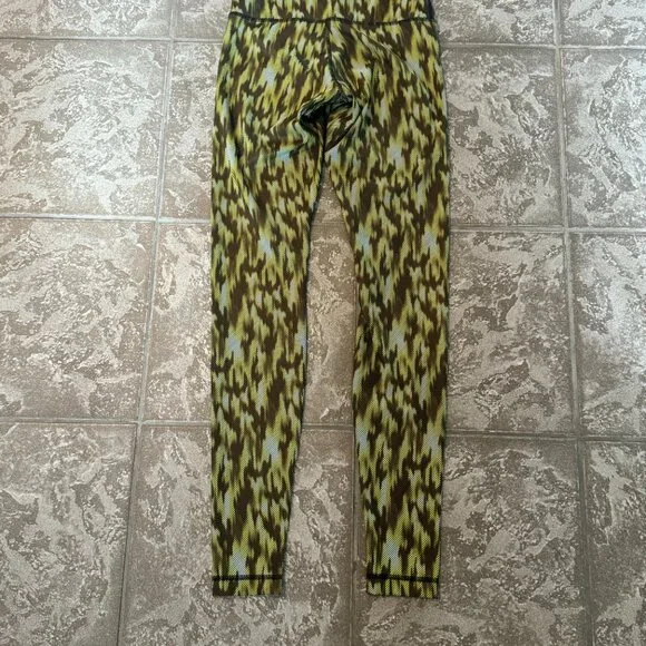 Lululemon Wunder Under Pant *Full-On Luxtreme Green Size 4 Leggings 30.5" Inseam - Picture 6 of 9